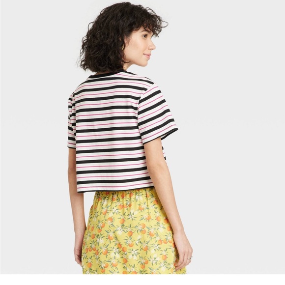 Women Pochacco Short Sleeve Graphic T-shirt Large - Picture 2 of 4